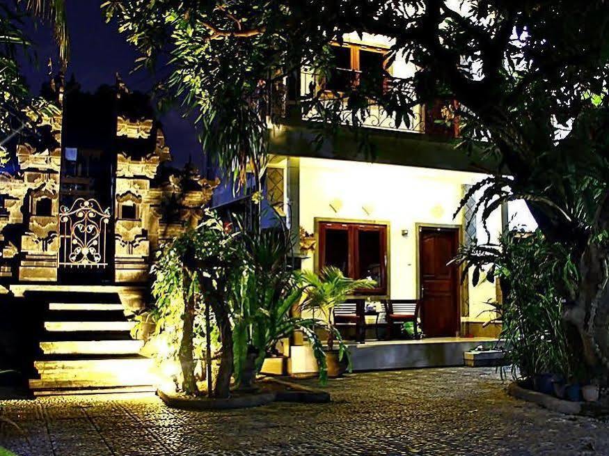 Nakula Guest House Kuta  Exterior photo